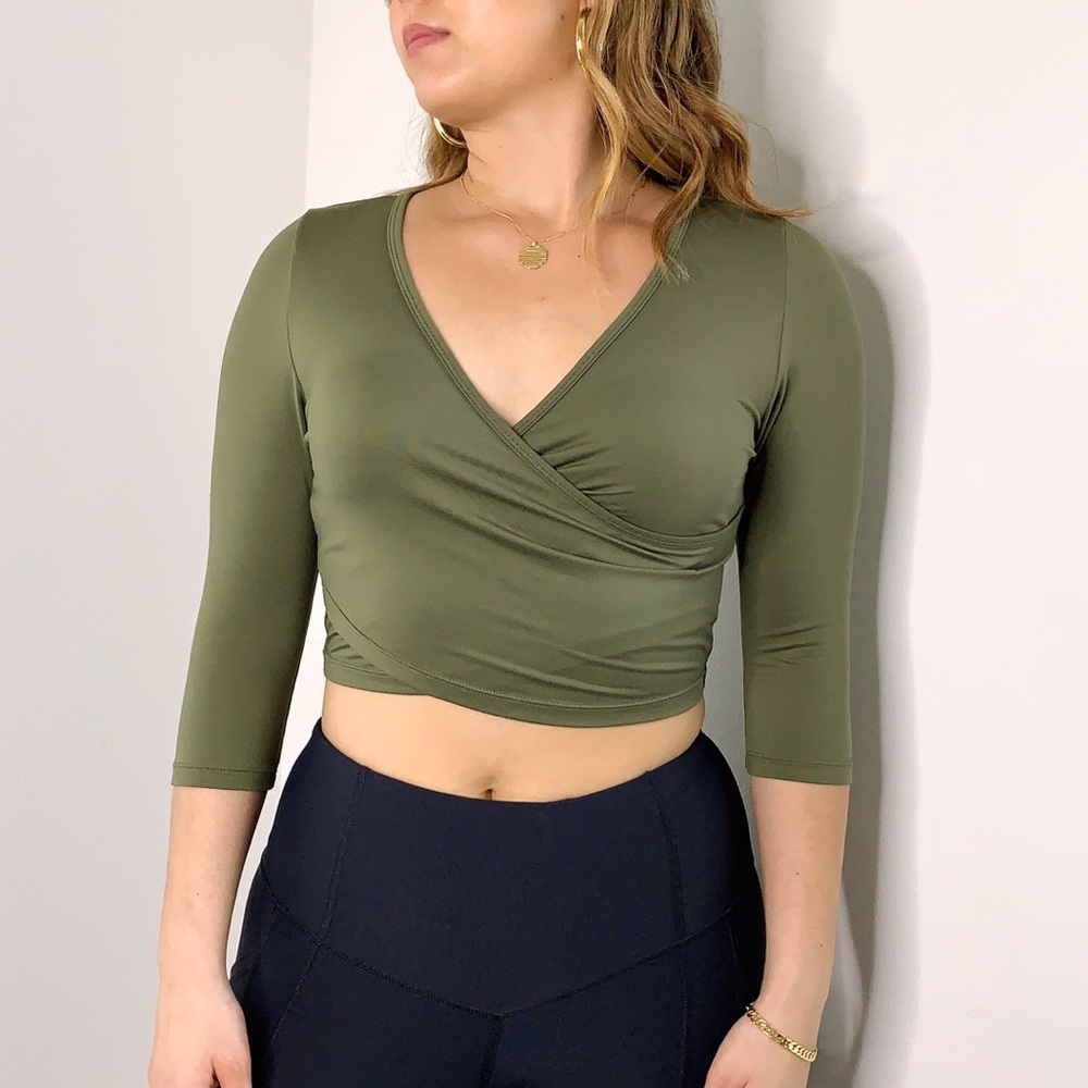 GYMSHARK WORKOUT TOP
